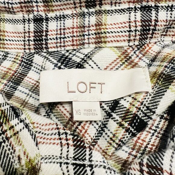 LOFT Women’s XS Cream Olive Green Plaid Flannel Pocket Tunic Shirt - Picture 5 of 6